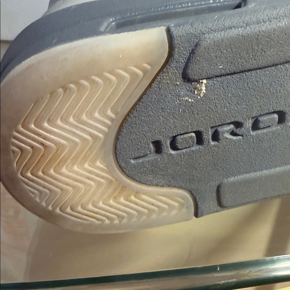 Jordan Air 5 Retro - Silver and Green - Picture 14 of 16